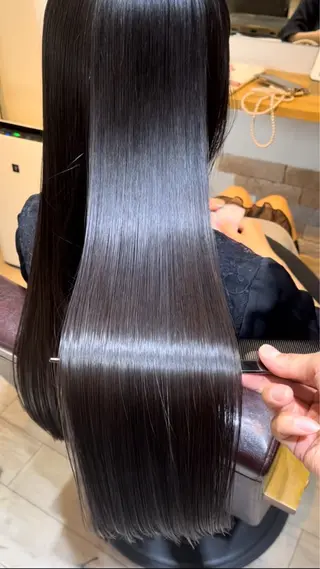 ロング 星野 茉由のヘアスタイル