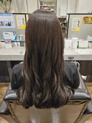ロング 関口 友菜のヘアスタイル