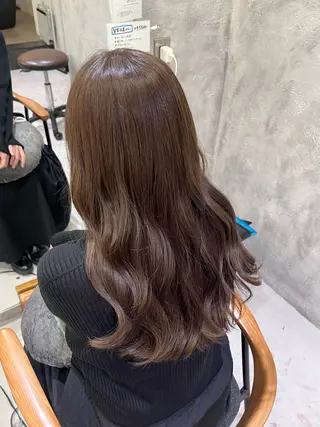 ロング カラー 橋本 萌々香のヘアスタイル
