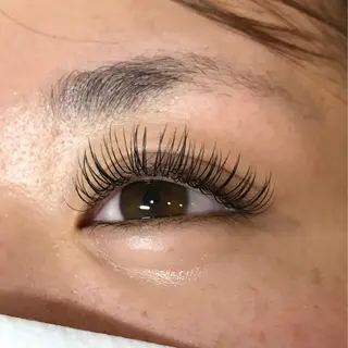 マツエク・マツパ ルミエール所属・青山 善美のマツエク・マツパデザイン