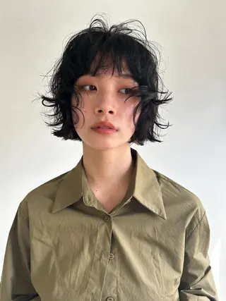 ショート hen所属・心斎橋/レイヤー/ ブリーチ/モエのヘアスタイル