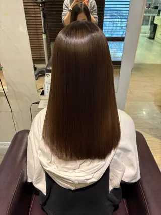 セミロング はるか/阪急茨木/髪 質改善/透明感カラーのヘアスタイル