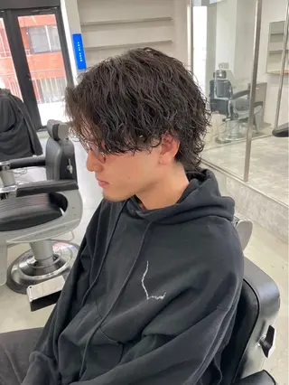 パーマ メンズ Lond LOGAN所属・🔥波巻き/ツイスパ 特化🔥メンズパーマのヘアスタイル