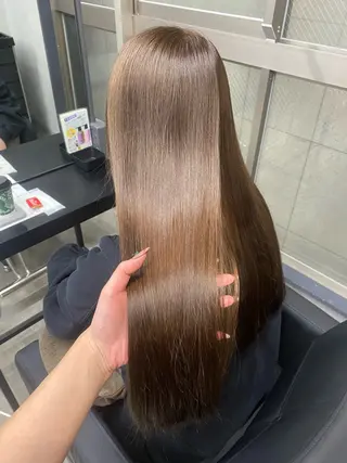 カラー 𝗮𝘆𝘂𝗺𝗶 ハイトーン🎀のヘアスタイル