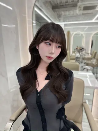 セミロング のり🐼顔まわり/ 韓国/レイヤーカットのヘアスタイル