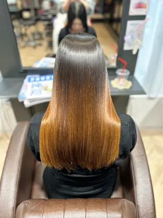 ロング Bonheur西梅田所属・井上 結のヘアスタイル