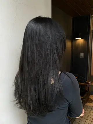 カラー merry craftsman's factory所属・Hikari .のヘアスタイル