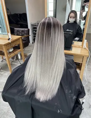 ロング カラー ROBIN所属・指名数No.1 /NAOYAのヘアスタイル