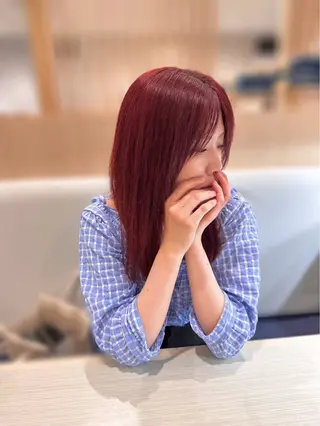 セミロング カラー AQAFit所属・藤野 莉奈のヘアスタイル