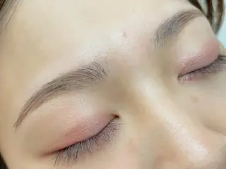 アイブロウ sara lazo 県病院前のマツエク・マツパデザイン