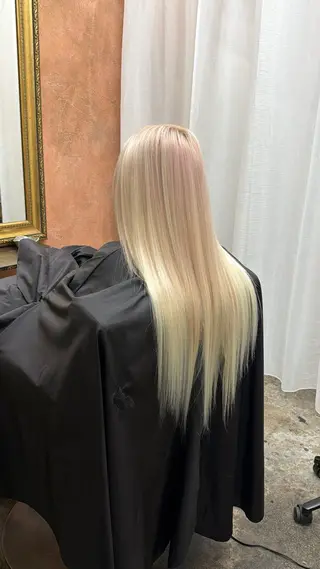 ロング ともざねゆか UniQ/岡山駅のヘアスタイル