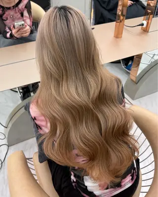 ロング Londsoleil所属・髪質改善×顔周り× レイヤー/Jiroのヘアスタイル