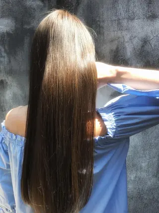 セミロング カラー vato マンツーマンサロンのヘアスタイル