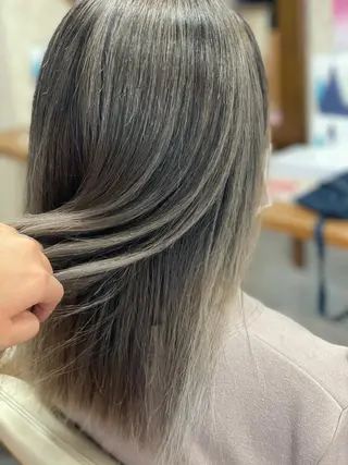 ミディアム LOPEZ LAB所属・🦁LOPEZLAB /RUNA🌙のヘアスタイル