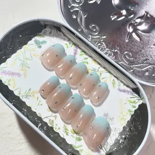 ネイル nail.gorin所属・吉村 優子のネイルデザイン