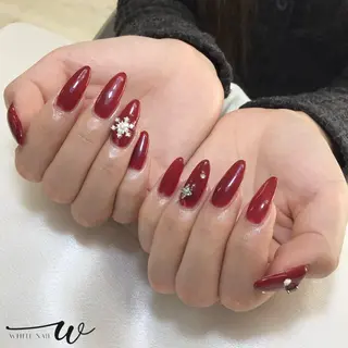 ネイル WHITENAIL所属・WHITE NAIL yoshida🪞のネイルデザイン