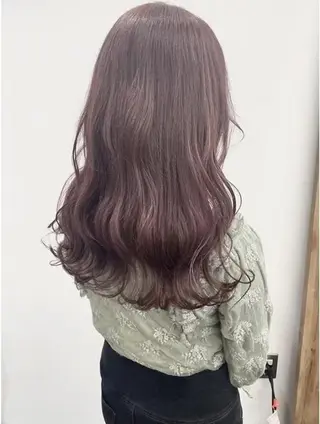 セミロング 似合わせカット🌈 菊地大河のヘアスタイル