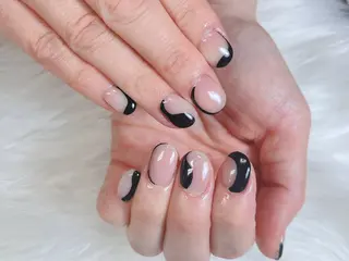 ネイル ♾nail 恵美のマツエク・マツパデザイン