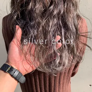 カラー Luela堅田所属・田中 裕士のヘアスタイル