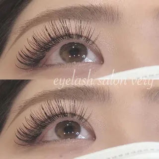 マツエク・マツパ Very (ベリー)所属・吉田 彩花の眉毛・アイブロウイメージ