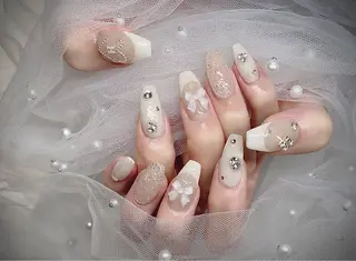 ネイル I-nailロング /ワンホン/キラキラのネイルデザイン