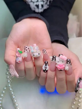 ネイル lucky nail 歌舞伎町のネイルデザイン
