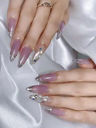 ネイル LEELA NAIL STUDIO所属・LEELA NAIL STUDIOのネイルデザイン