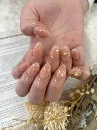 ネイル Basic町田本店 Suzunaのネイルデザイン