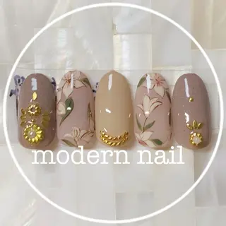 ネイル 小川 玲奈のネイルデザイン