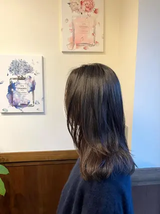 セミロング reFREO所属・ダメージレスカラー 髪質改善reFREOのヘアスタイル