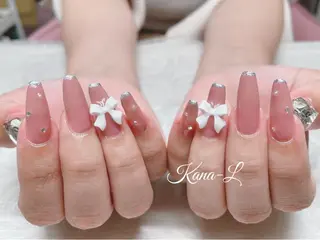 カラー ネイル 芦辺 香奈のネイルデザイン