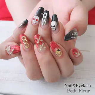 ネイル Petit Fleur所属・青柳 亜梨奈のマツエク・マツパデザイン