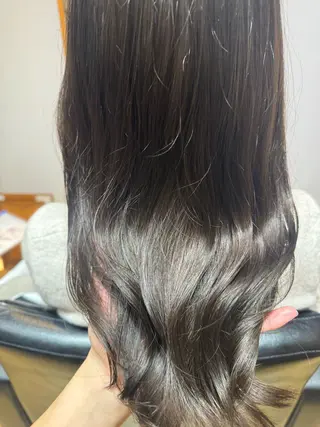 カラー 八巻星理夏 モデルさん募集中のヘアスタイル