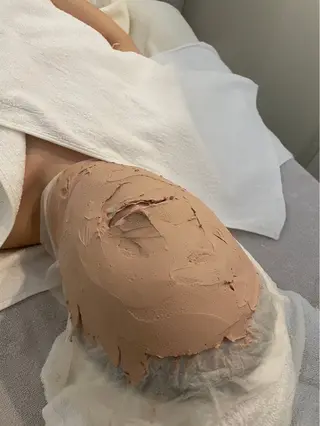 毛穴/ピーリング ララピール/POLAのエステ・リラクイメージ