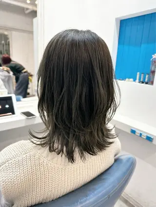 ミディアム カラー uros.所属・中目黒✂︎店長✂︎ TOMOHIROのヘアスタイル