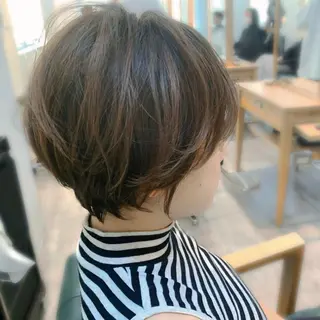 ショート カラー 前田 健太のヘアスタイル