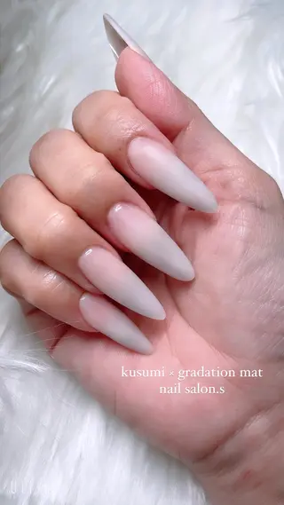 ネイル 関山 志乃のネイルデザイン