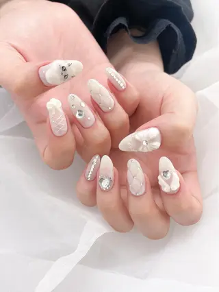 ネイル 五十嵐 美智のネイルデザイン