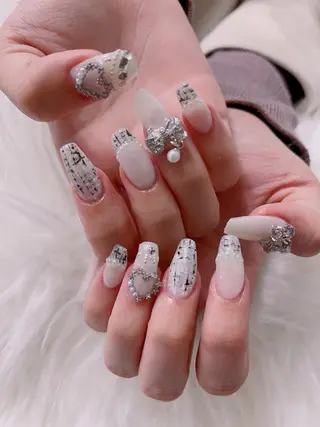 ネイル 菲菲ネイルサロン所属・FF フィフィネイルサロンのネイルデザイン