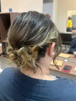 ショート ヘアアレンジ 縮毛矯正+モテカラー 🎀✨MIHOのヘアスタイル