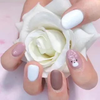 ネイル エステとネイル ローズコンフォートのネイルデザイン