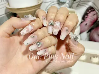 ネイル One Plus Nail Salonのネイルデザイン