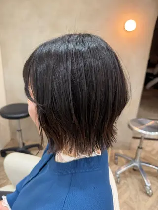 ミディアム MEN‘S HAIR BLEACHi塩釜口所属・市原亮/塩釜口/ ツイスパ/波巻きのヘアスタイル