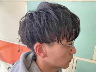 ショート パーマ メンズ ビーハイブデラックス所属・メンズパーマ ニュアンスパーマ田上のヘアスタイル