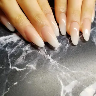 セミロング ネイル クロキ 。のネイルデザイン