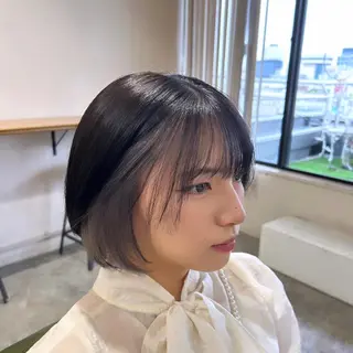 ショート カラー オカベ ショウマのヘアスタイル