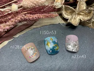 カラー ネイル Roi〈ロワ〉 Yume🎀のネイルデザイン