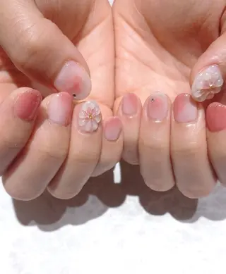 ネイル 會田 瑠衣のネイルデザイン