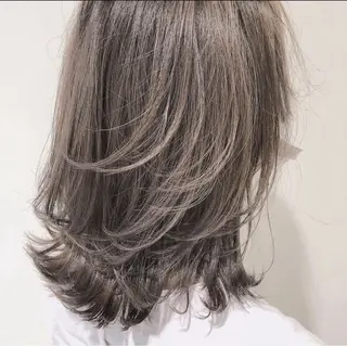 ミディアム カラー GO TODAY SHAiRE SALON原宿Stella店所属・GO TODAY シェアサロンのヘアスタイル