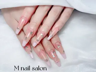 ネイル M🌷nail 長さだし専門店のネイルデザイン